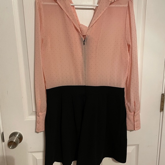 Guess pink and black romper - Picture 2 of 2